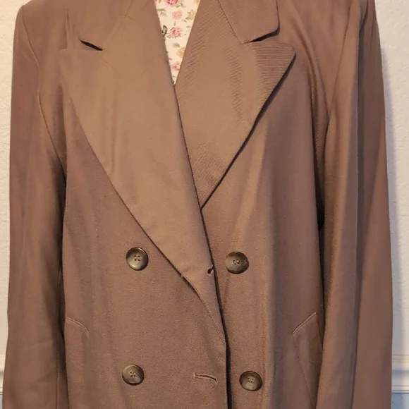 Pendleton Women's Classic Tan Trench Coat- Vintage Camel- TIMELESS - Picture 2 of 6